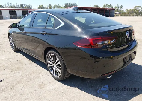 2018 Buick Regal Sportback Essence z USA, uszkodzony, nr VIN W04GP6SX9J1091640